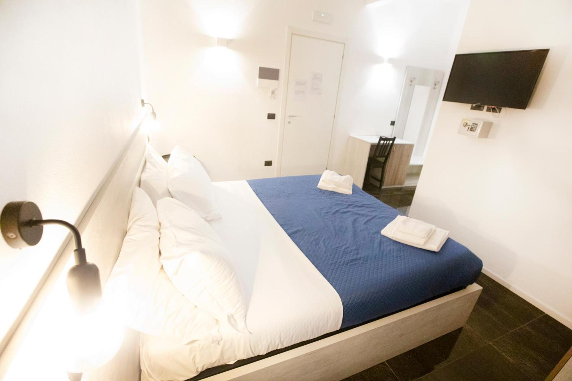 Hall Inn B&B In Chiostro Napoli Ngoại thất bức ảnh